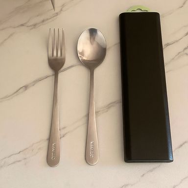 Juego de Cubiertos Tenedor y Cuchara Serie Black & White