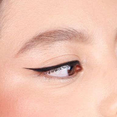 Delineador de Doble Punta Fina y Gruesa Hello Kitty Serie Sanrio