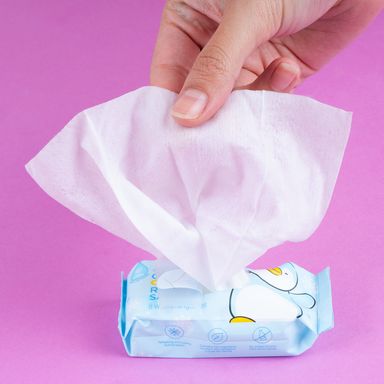 Mini Toallitas Refrescantes Pen pen Serie Mini Family 8 Toallitas por 8 Paquetes