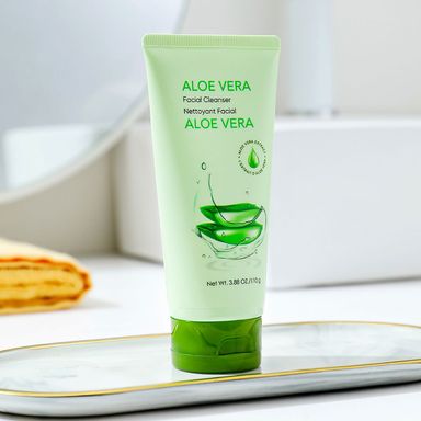 Limpiador Facial de Aloe Vera