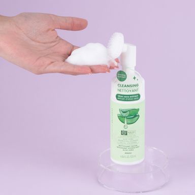 Limpiador Facial Hidratante Espumoso con Aloe Vera