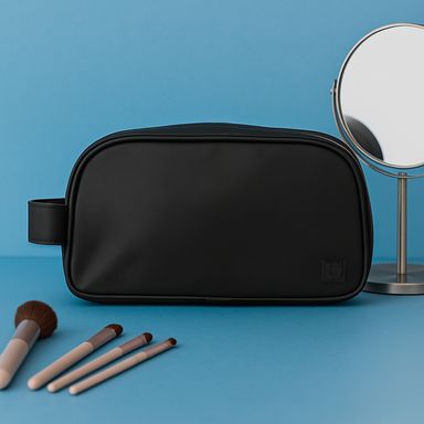 Cosmetiquera Compacta Serie Miniso Negro