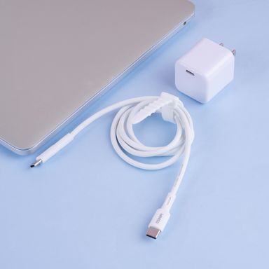 Minicargador Rápido 33W Tipo C y Cable de Carga Mod St811C Serie Miniso