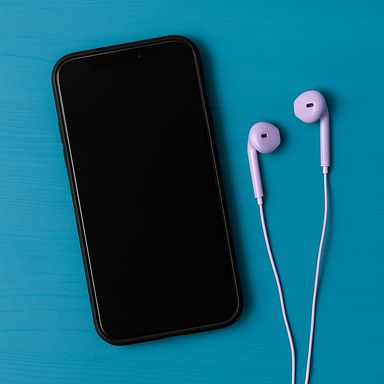 Audífonos Intrauditivos Tipo C Kuromi Serie Sanrio