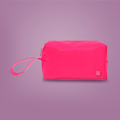 Cosmetiquera Basica con Correa Fucsia