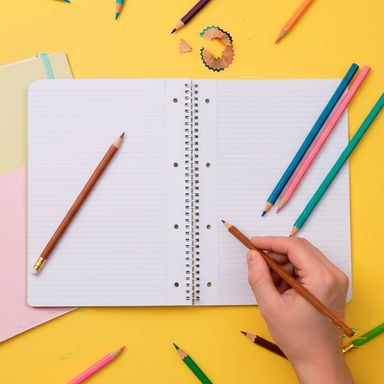 Cuaderno con Bolsillo Serie Simple Color 88 Hojas Rosa y Amarillo