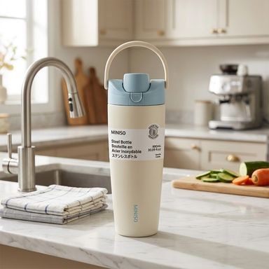 Vaso de Doble Pared 890Ml con Tapa Abatible y Pitillo Serie Miniso Beige