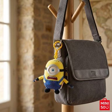 Llavero de Peluche James Serie Minions And Monsters