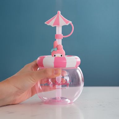 Vaso de Plastico con Pitillo  Coleccion Jump Into Summer Hello Kitty 600Ml Rosa